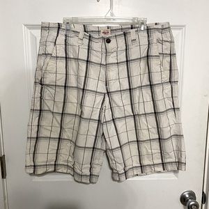 Mens casual shorts, plaid